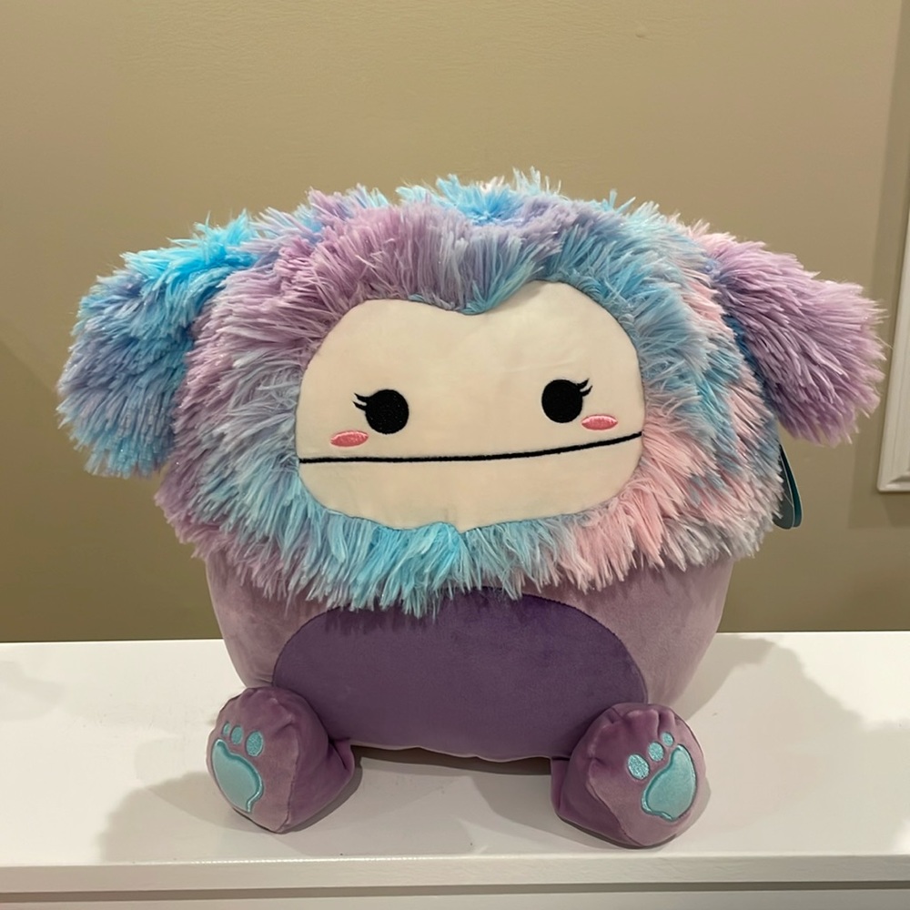 ⚡️NWT 12” IMPERFECT Eden the Bigfoot Squishmallow